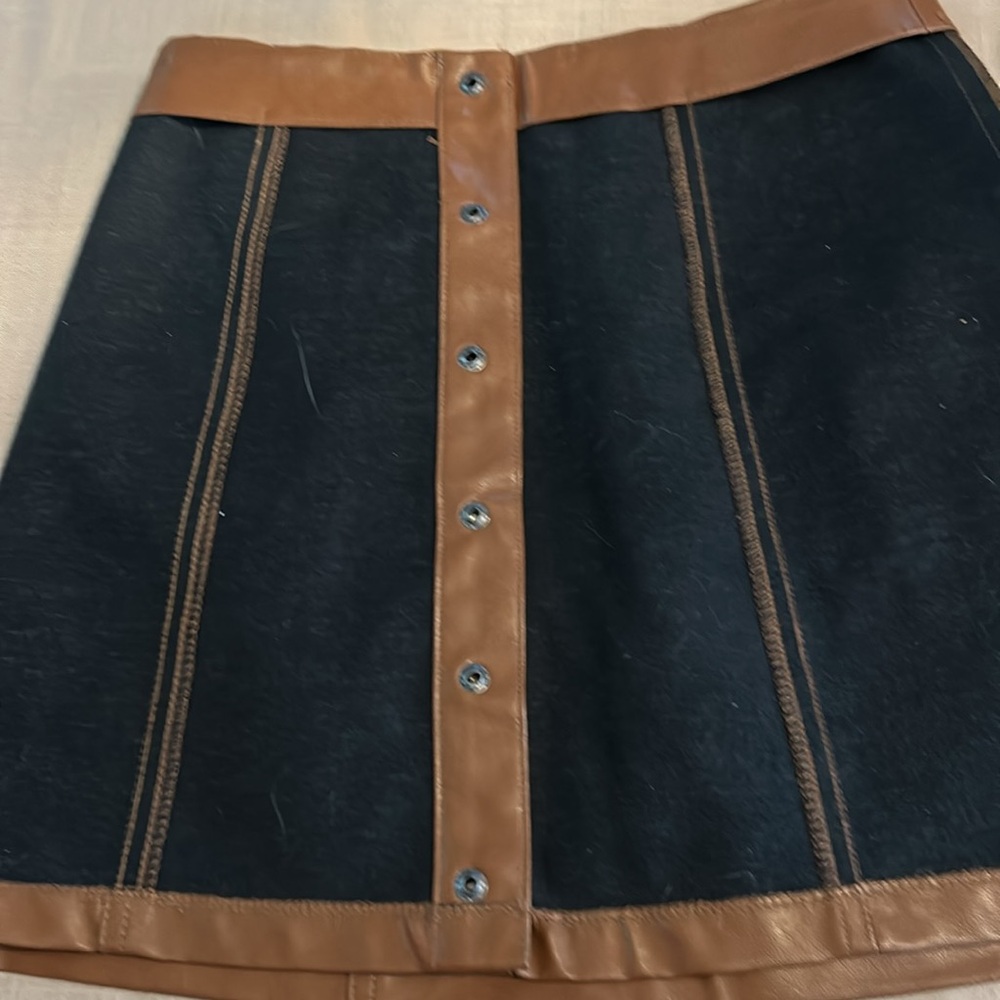 Forever 21 skirt - Picture 6 of 6